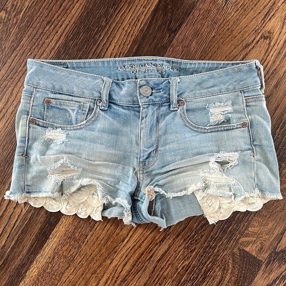 American Eagle Lace Pocket Shortie